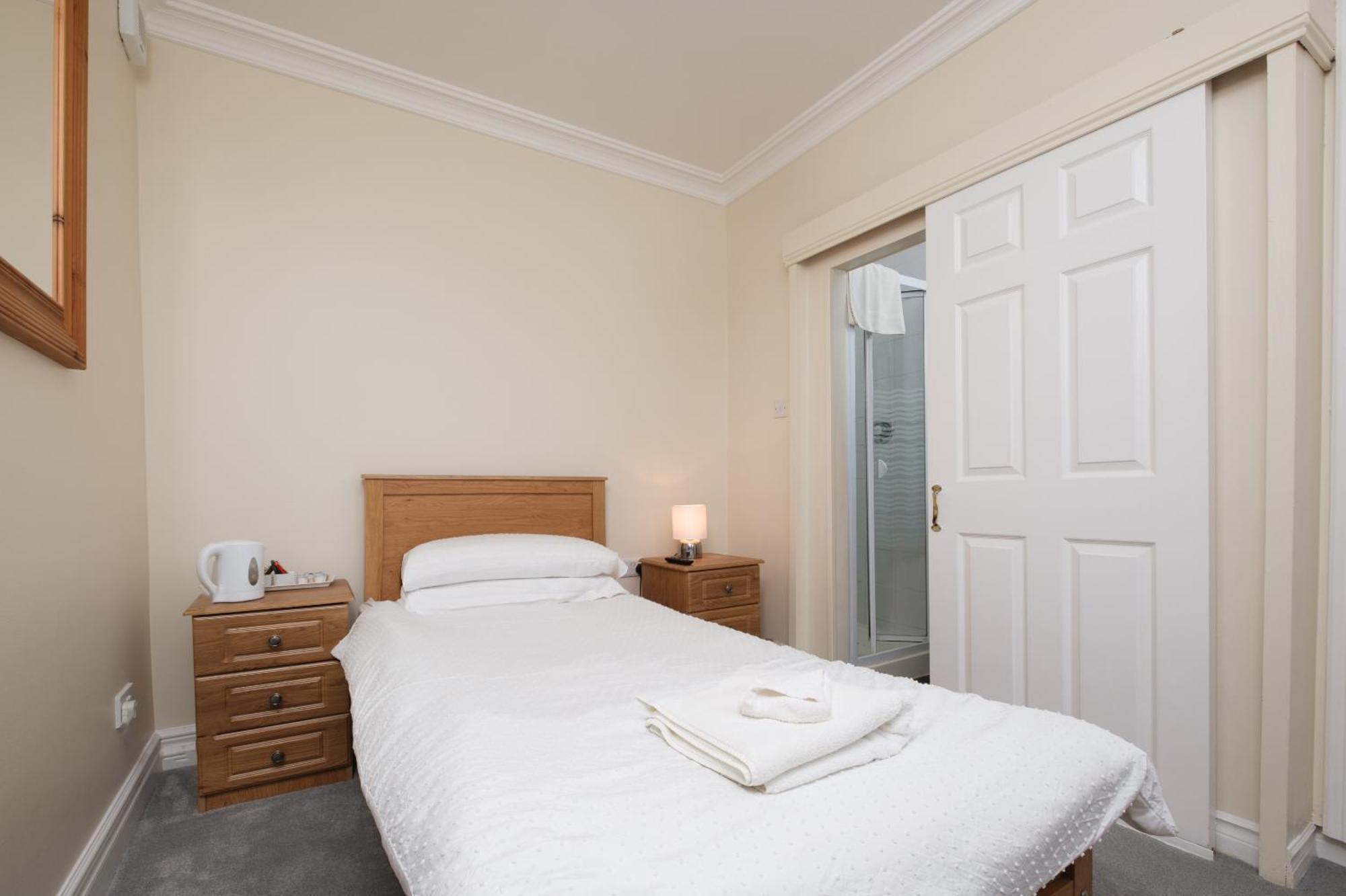 Four Seasons B&B Galway Exterior photo