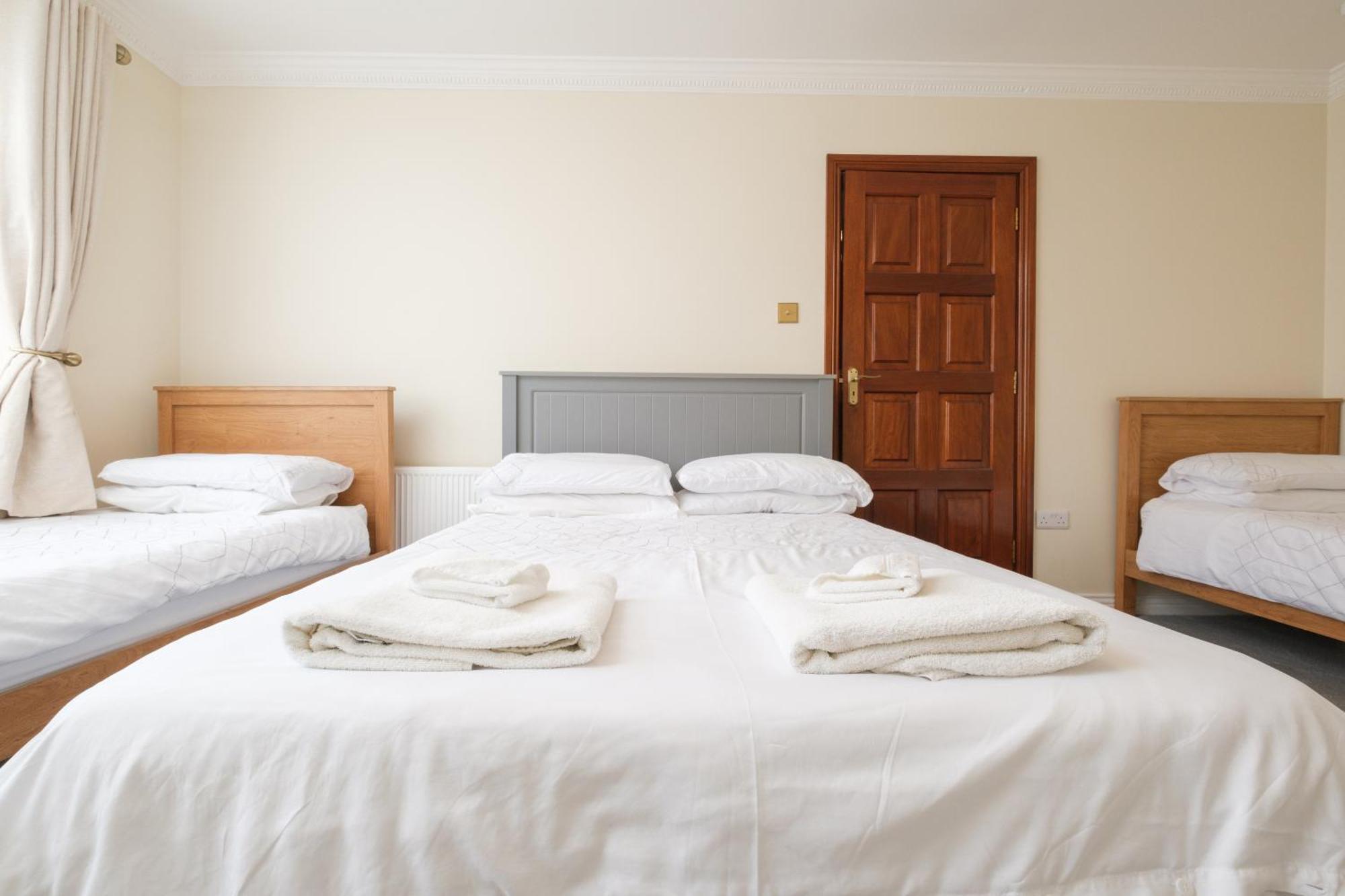 Four Seasons B&B Galway Exterior photo