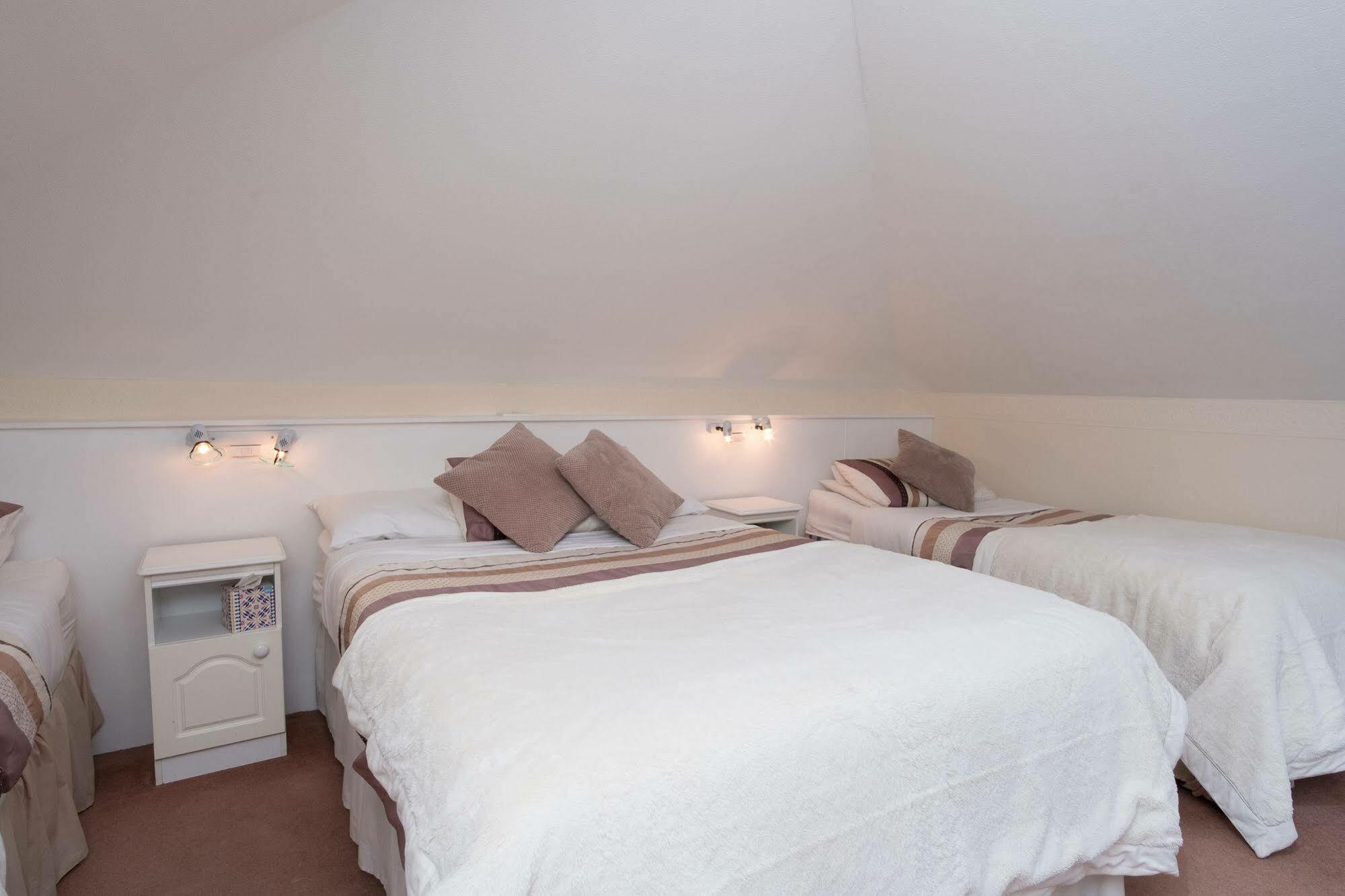 Four Seasons B&B Galway Exterior photo